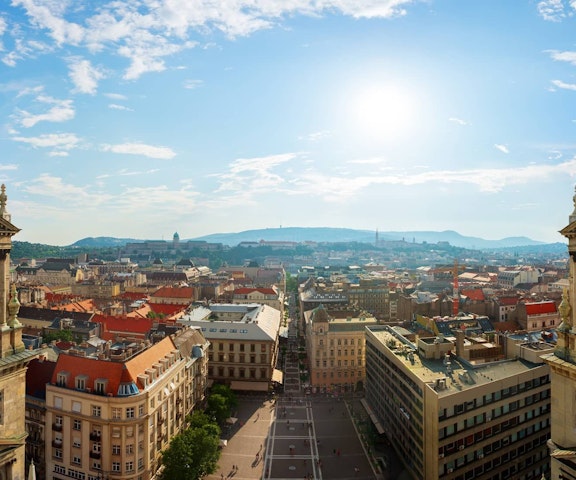 חברה בת בהונגריה