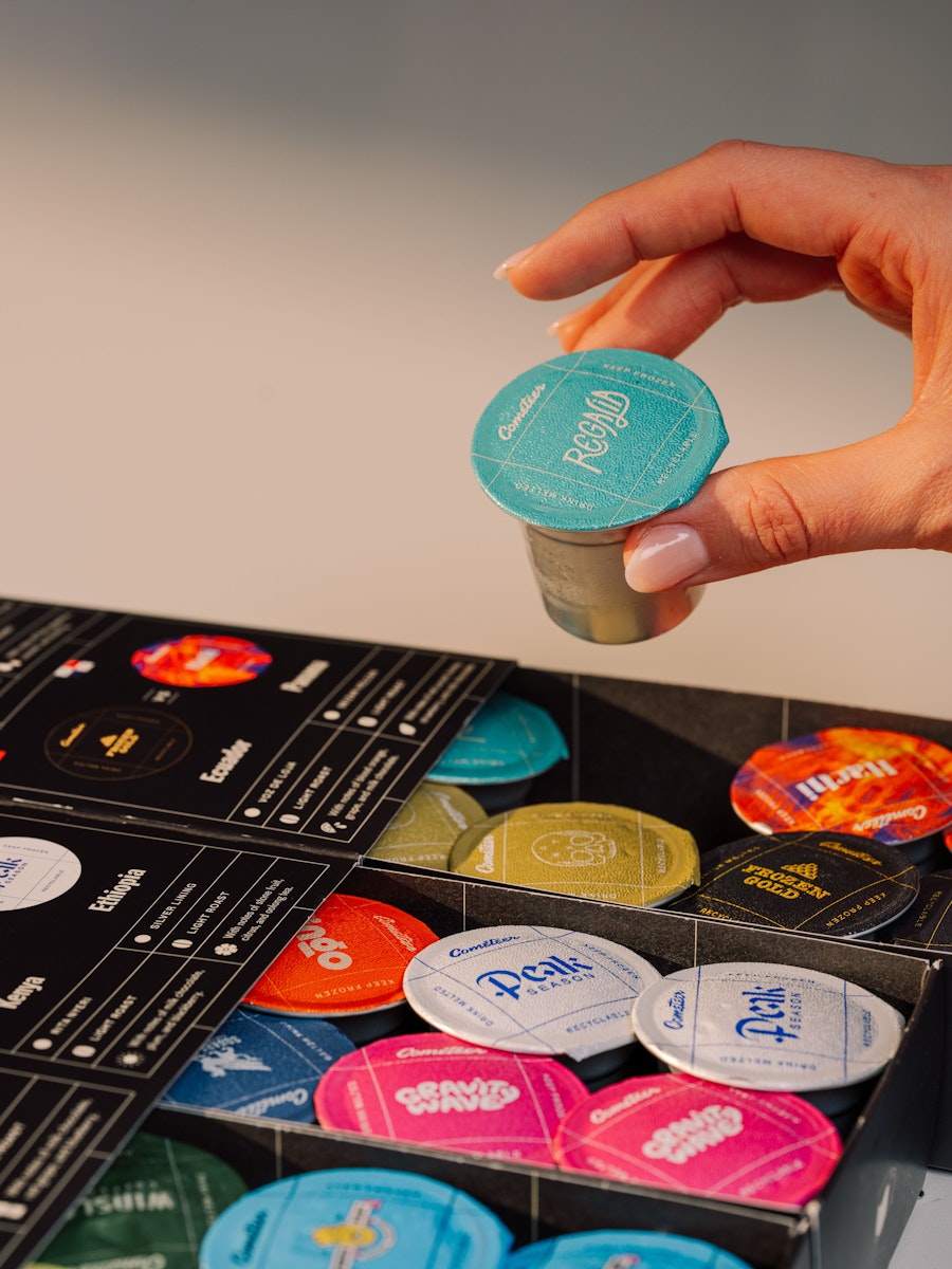 World Mug Collection — aluminum capsules, no plastic