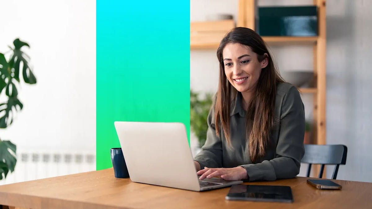 Blog | PEO vs. EOR: What is the Difference? | Preview