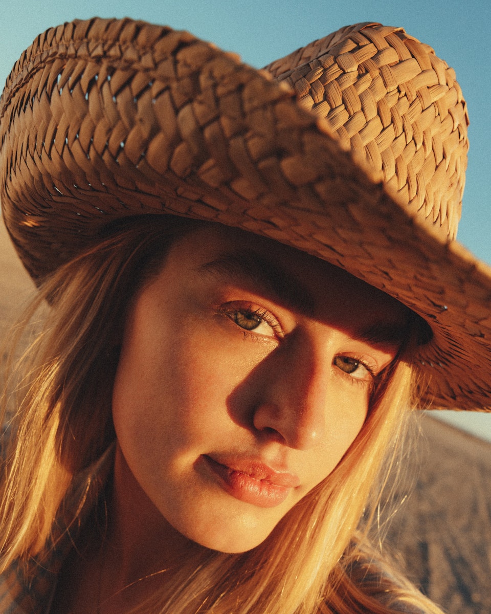 Rodeo Style Tips - Wearing Straw Rancher Hat Close Up