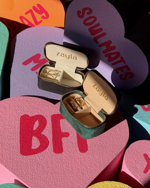 Zayla ring box on colorful candy hearts